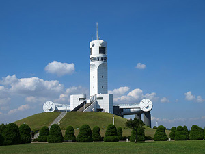 横浜港シンボルタワー